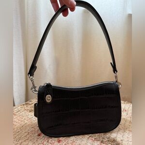 Coach Swinger 20 Black Leather Embossed Shoulder Bag
